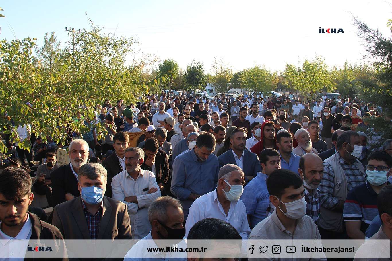 Martyrs of October 6-8 massacre commemorated at the site of their grave